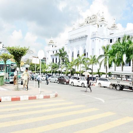 Hotel Bond Yangon Exterior foto