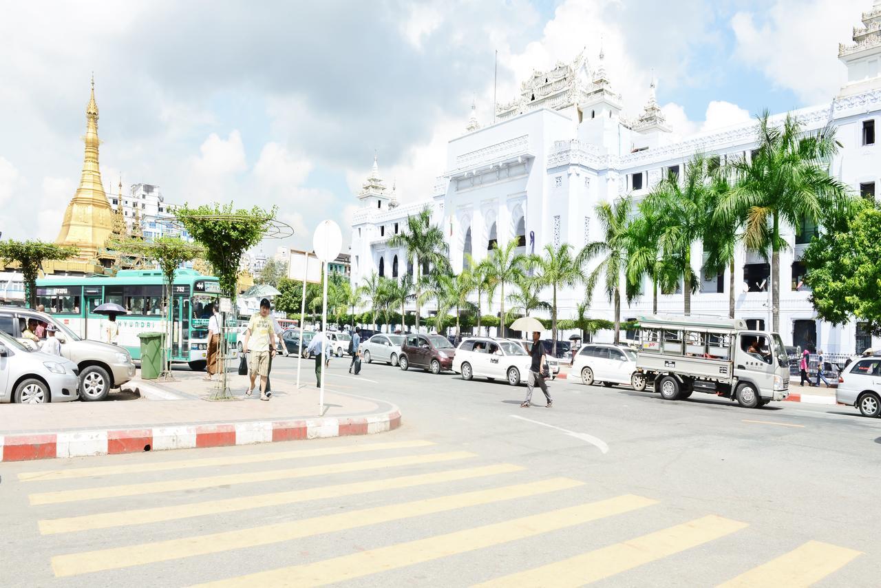 Hotel Bond Yangon Exterior foto