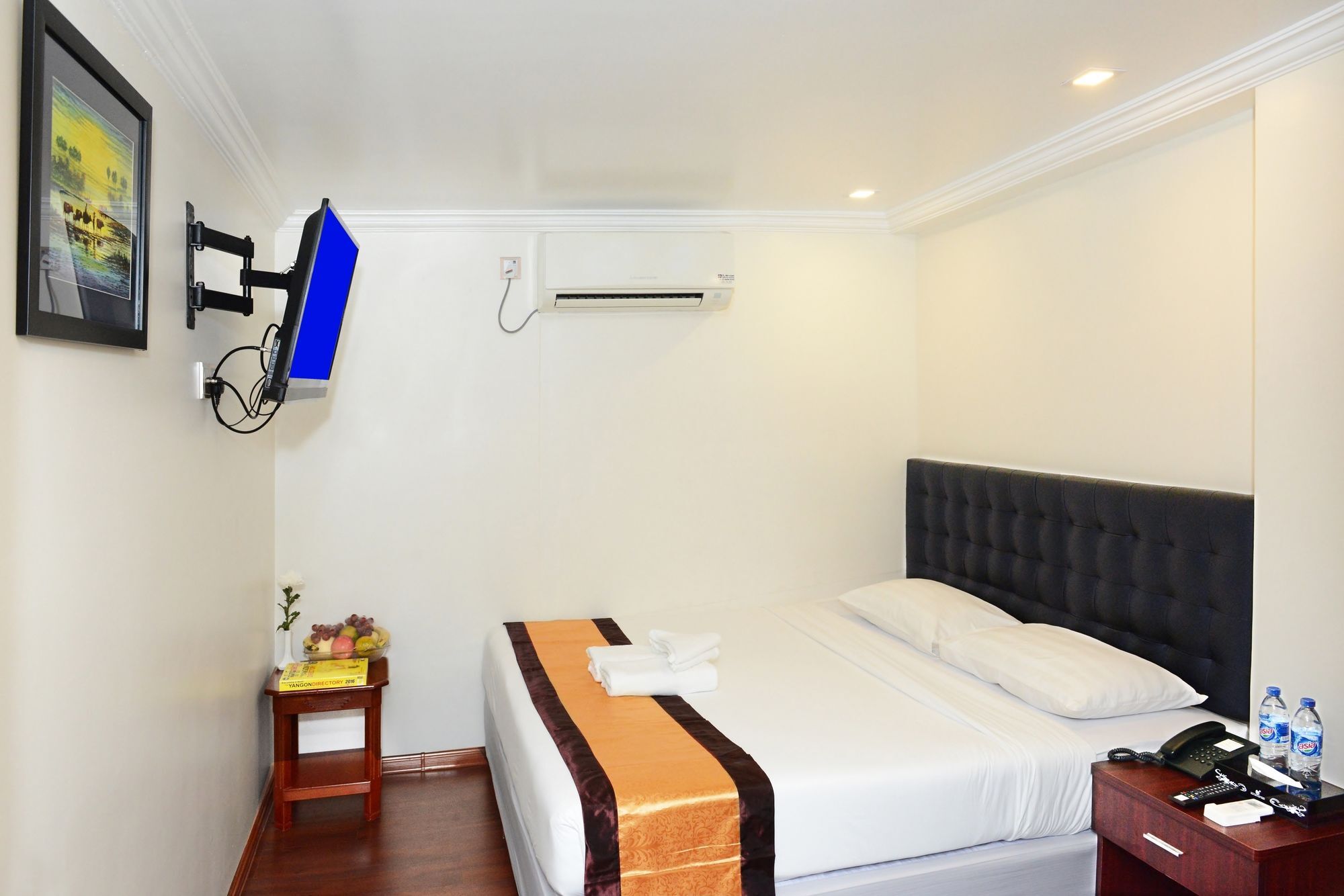 Hotel Bond Yangon Exterior foto